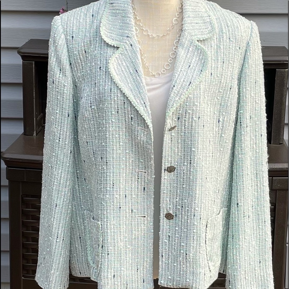 Alfred Dunner lined, tweed business jacket in blues and white. Size 14P.